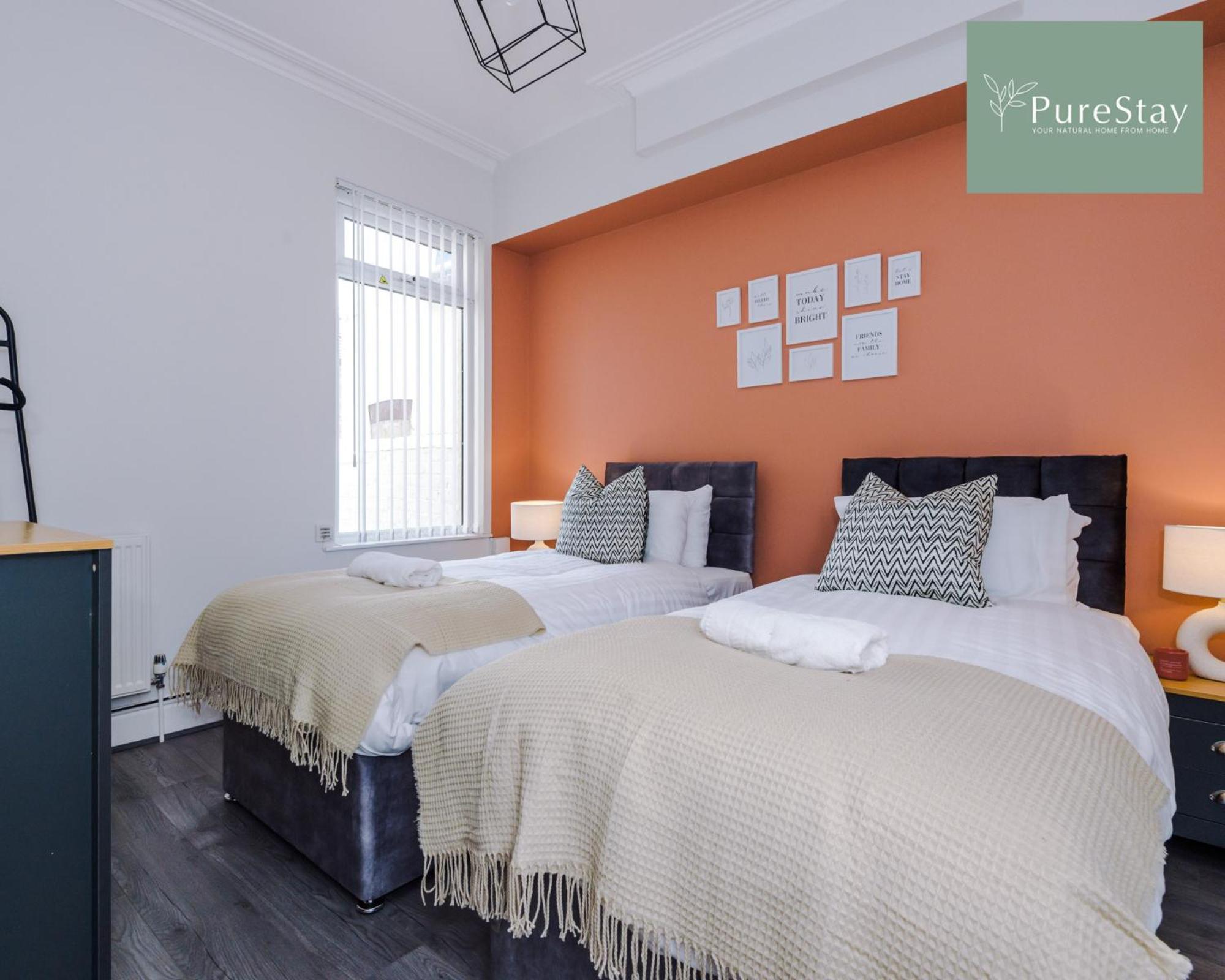Perfect Contractor House In Liverpool With 7 Beds By Purestay - 7 Night Min Exteriér fotografie